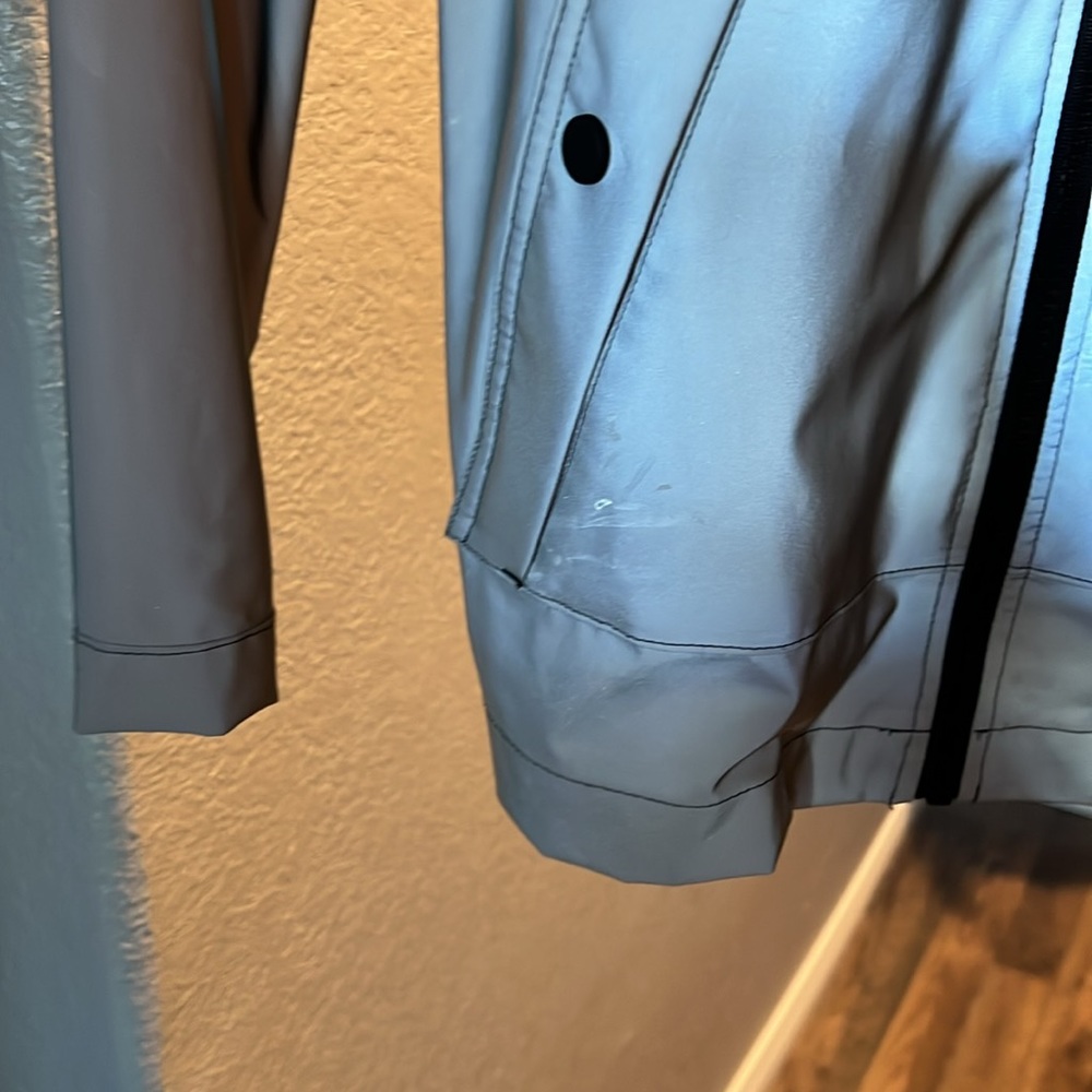 Hunter Rain Jacket - image 7